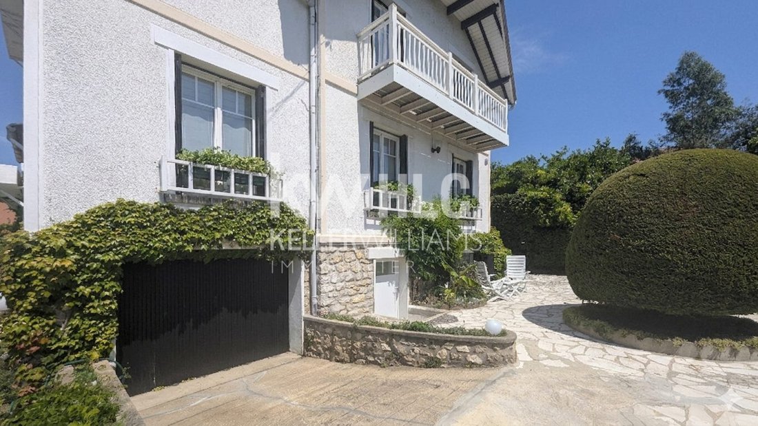 House in Centre Montmorency, Montmorency, France 3 - 18385875