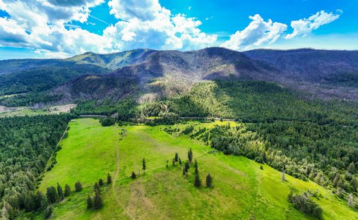 Land in Sorrento, British Columbia, Canada 1