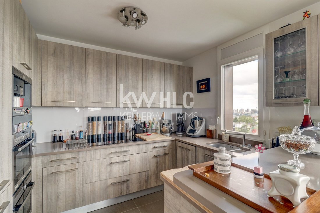 Apartment in Epinettes, Issy-les-Moulineaux, France 5 - 18386948