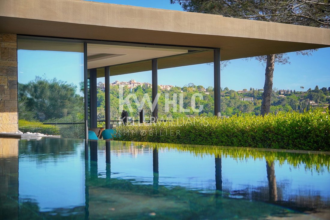 House in Mougins, Provence-Alpes-Côte d'Azur, France 2 - 17912794