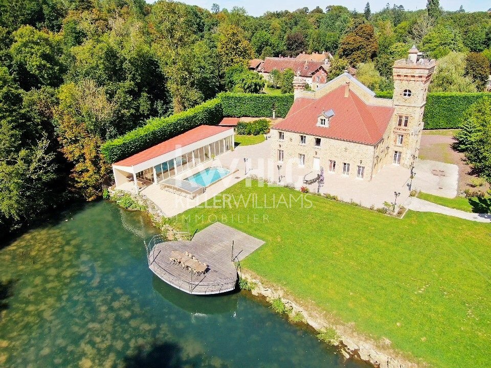 Chateau in Saints, Beautheil-Saints, France 1 - 18489628