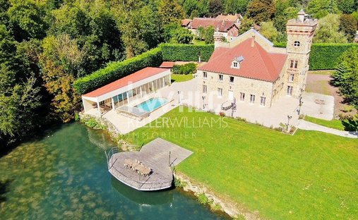 Chateau in Saints, Beautheil-Saints, France 1