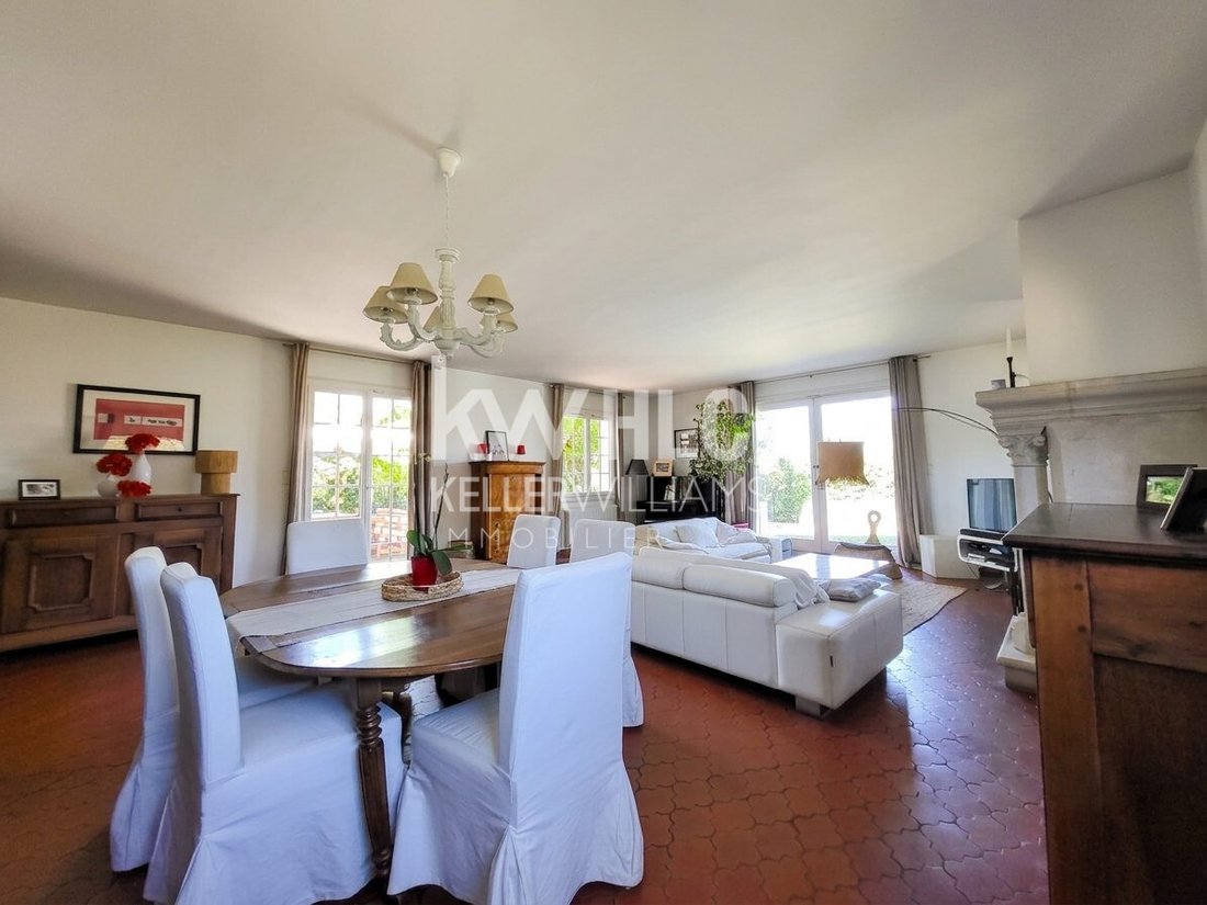House in Saint-Priest-en-Jarez, Auvergne-Rhône-Alpes, France 5 - 18385081
