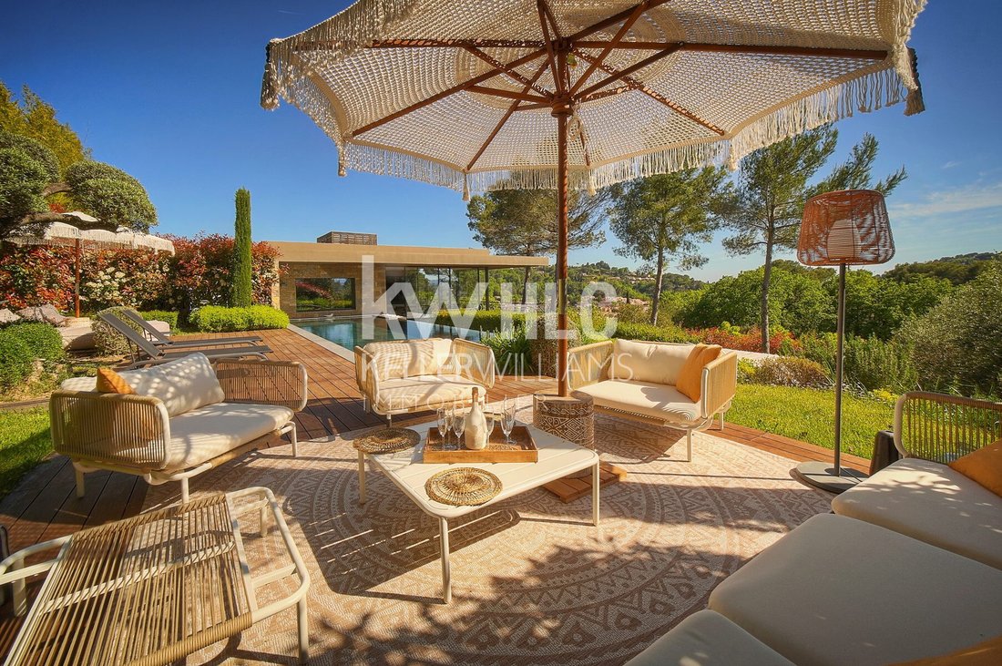 House in Mougins, Provence-Alpes-Côte d'Azur, France 4 - 17912794
