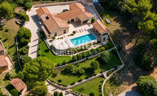 House in Cabris, Provence-Alpes-Côte d'Azur, France 1