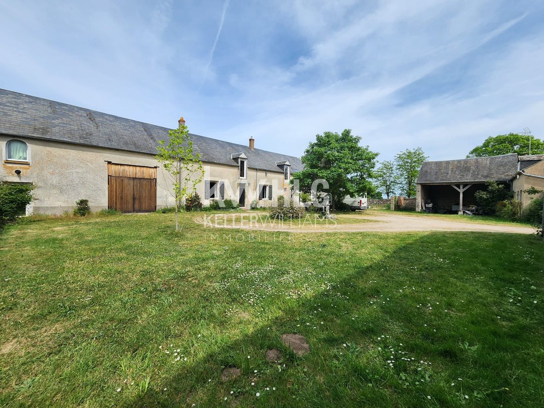 Farm Ranch in Ouvrouer-les-Champs, Centre-Val de Loire, France 4 - 17913262