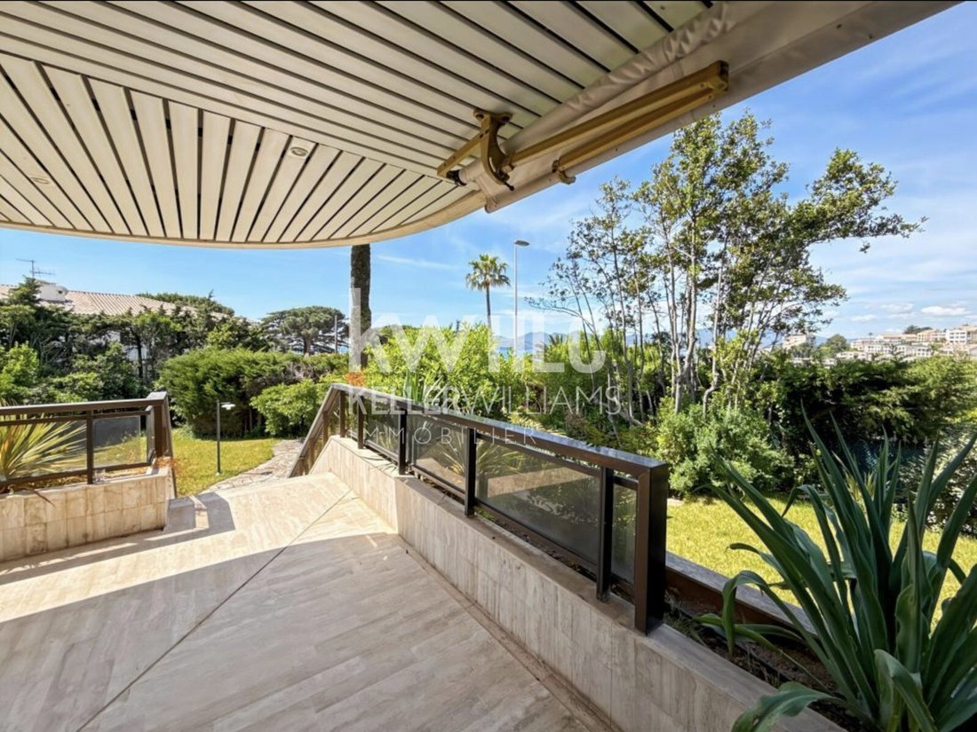 Wohnung in Cannes, Provence-Alpes-Côte d'Azur, Frankreich 1 - 18386585
