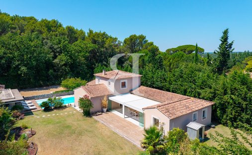 Villa a Loriol-du-Comtat, Provenza-Alpi-Costa Azzurra, Francia 1