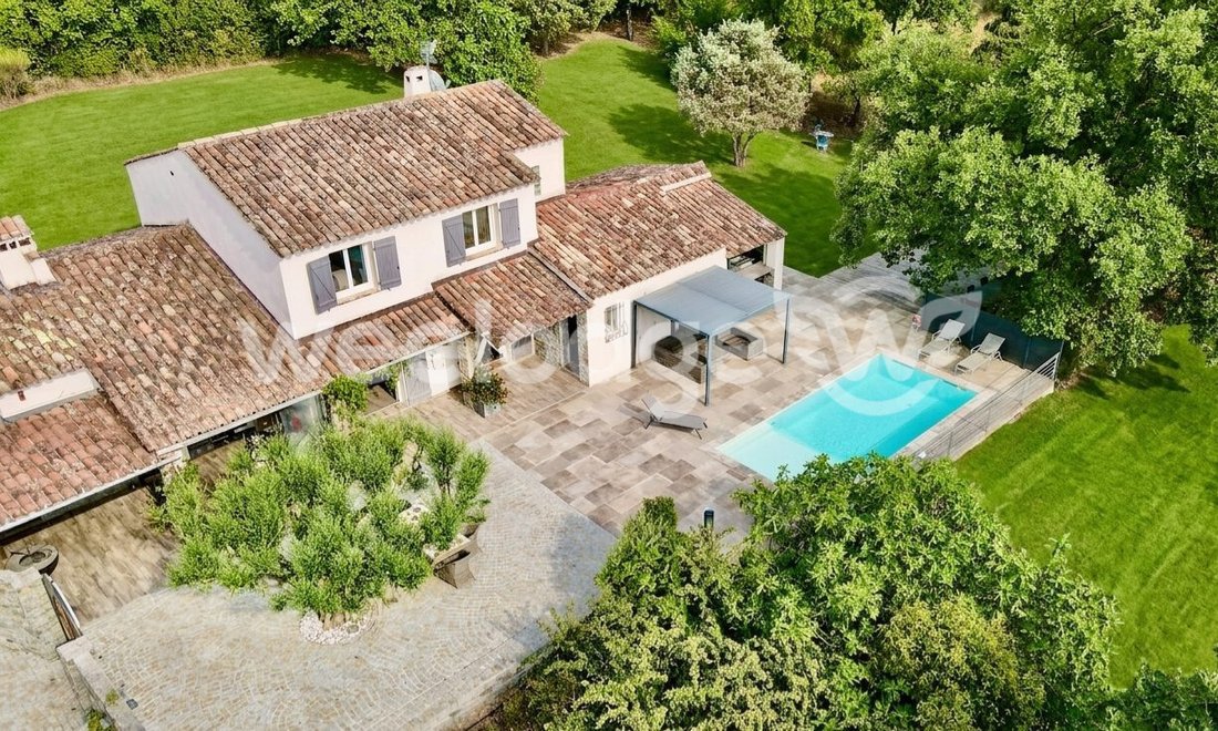 Villa in Tourrettes, Provence-Alpes-Côte d'Azur, France 1 - 18452563