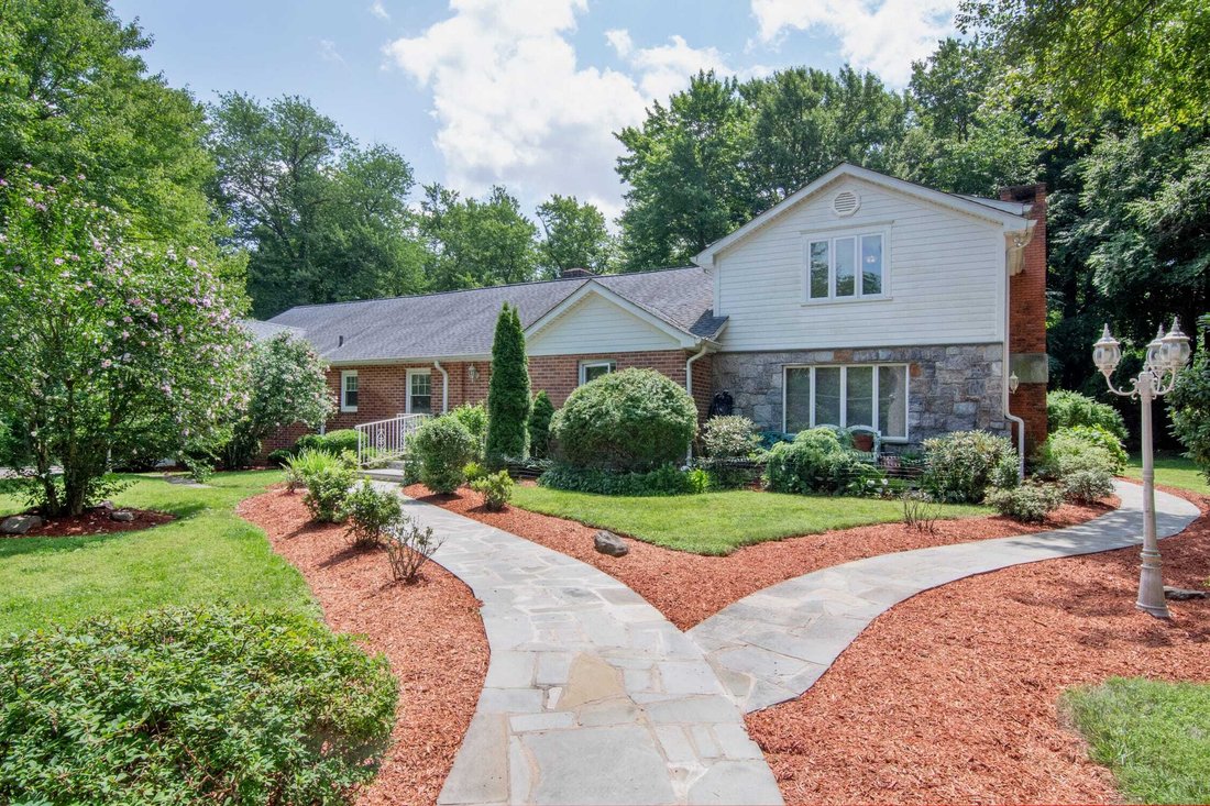 House in Hartsdale, New York, United States 1 - 18519814