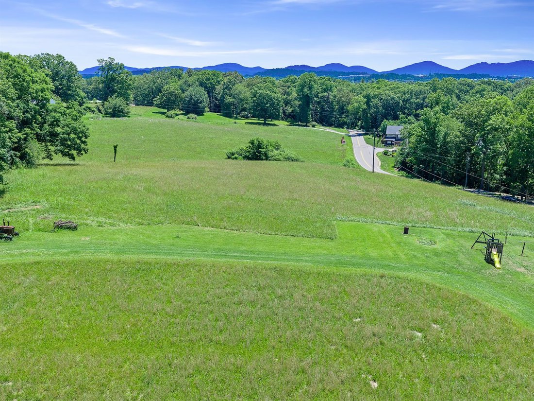 House in Arden, North Carolina, United States 4 - 18246760