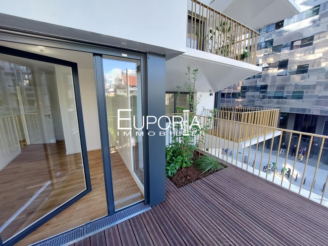 Apartment in Olympiades-Choisy, Paris 13e Arrondissement, Paris 4 - 18537241