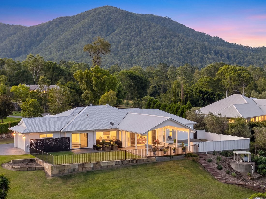 House in Highvale, Queensland, Australia 4 - 18537121