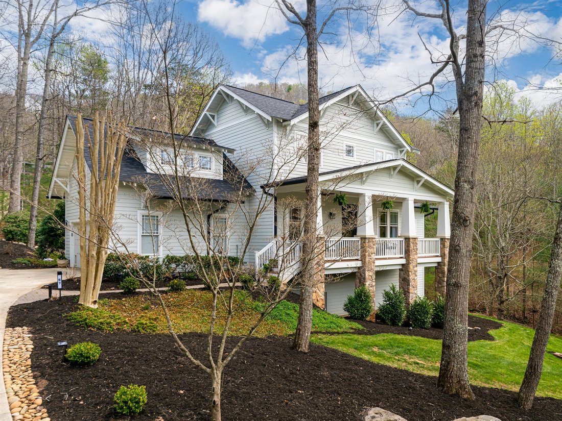 House in Asheville, North Carolina, United States 2 - 17651125