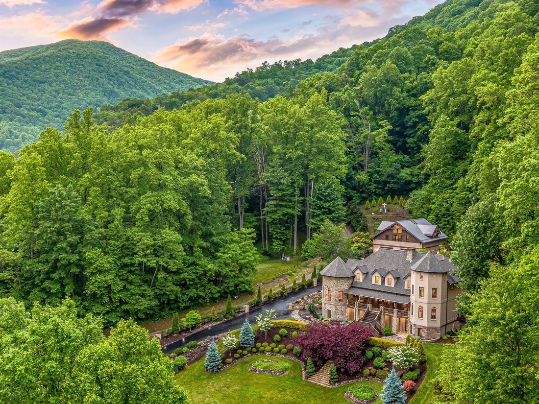 House in Maggie Valley, North Carolina, United States 3 - 17675328