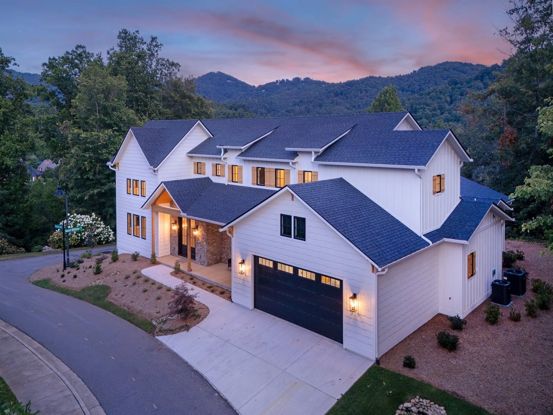 House in Asheville, North Carolina, United States 1 - 18186114