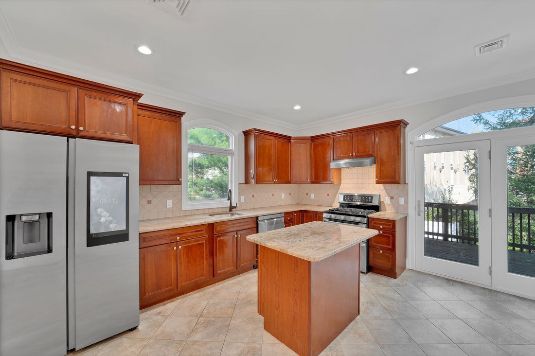 Townhouse in Palisades Park, New Jersey, United States 1 - 18537228