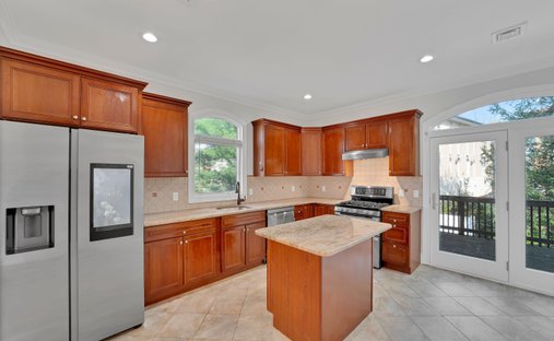 House in Palisades Park, New Jersey, United States 1