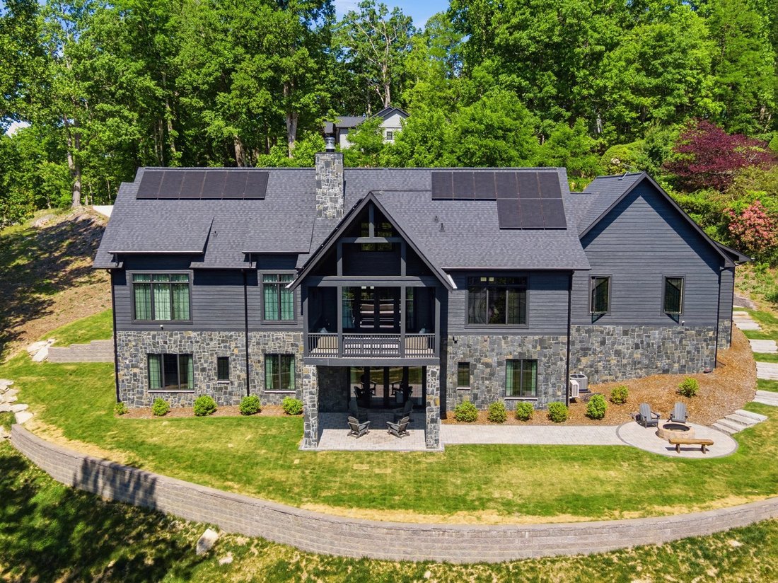 House in Laurel Park, North Carolina, United States 3 - 17306700