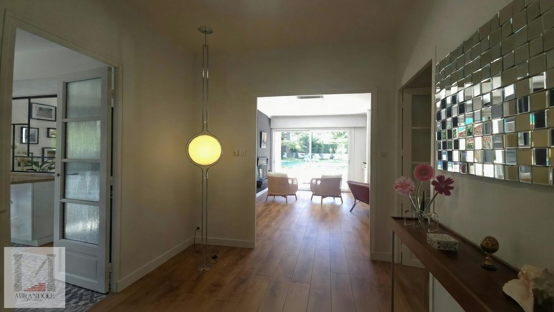 House in Hameau, Simiane-Collongue, France 2 - 18480901