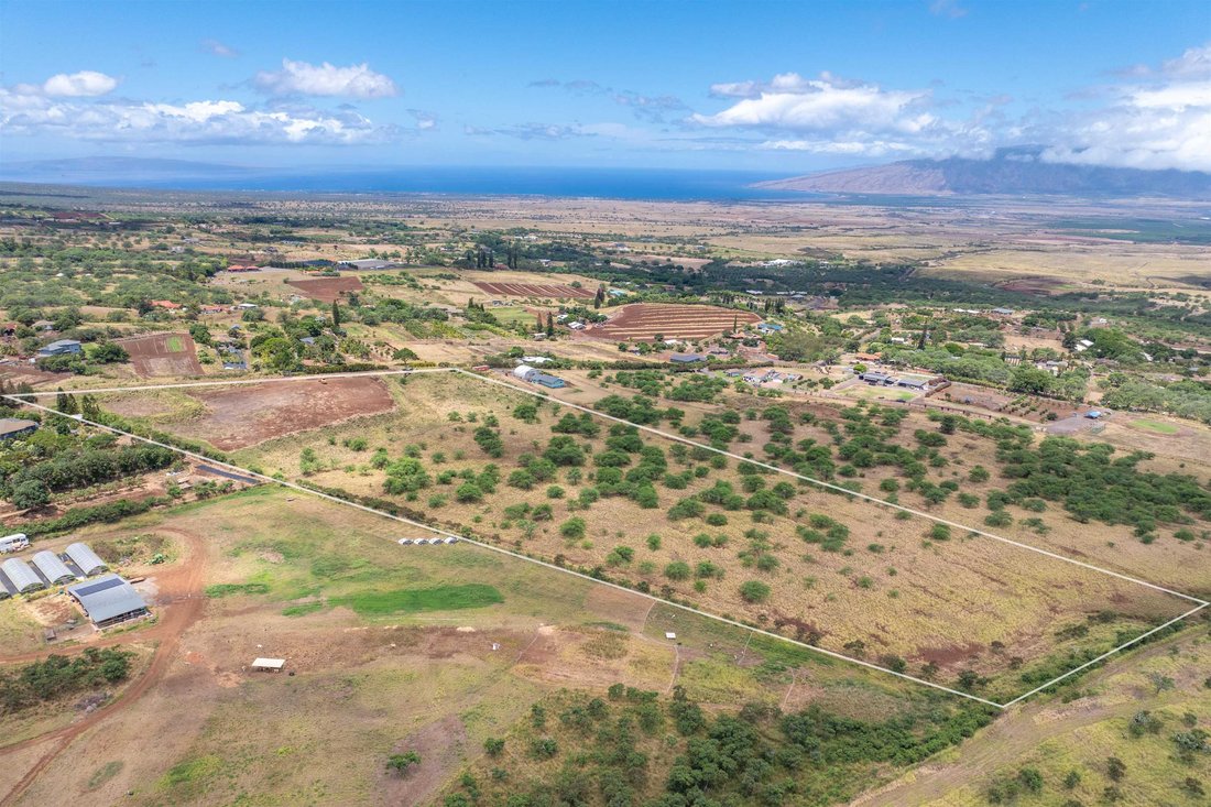 Land in Kahului, Hawaii, United States 1 - 18537097