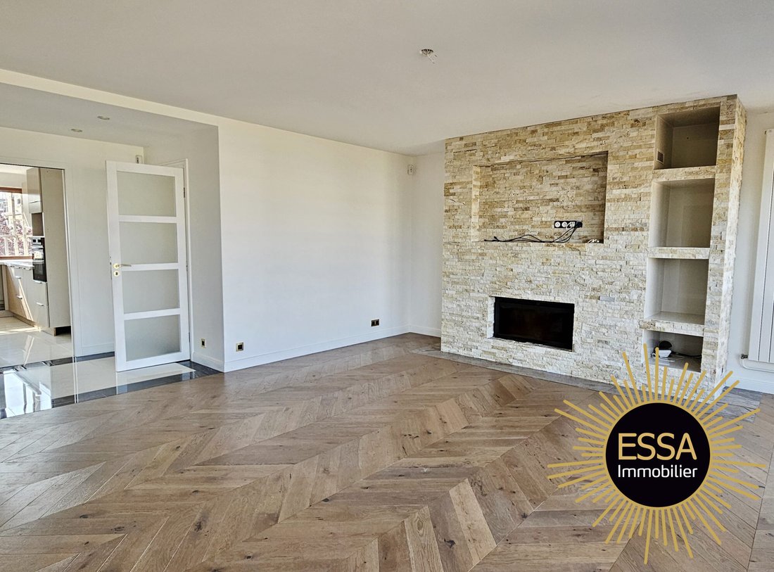 Apartment in Les Residences, Noisy-le-Roi, France 4 - 18537382