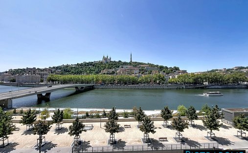 Apartment in Perralière, Lyon, Auvergne-Rhône-Alpes 1
