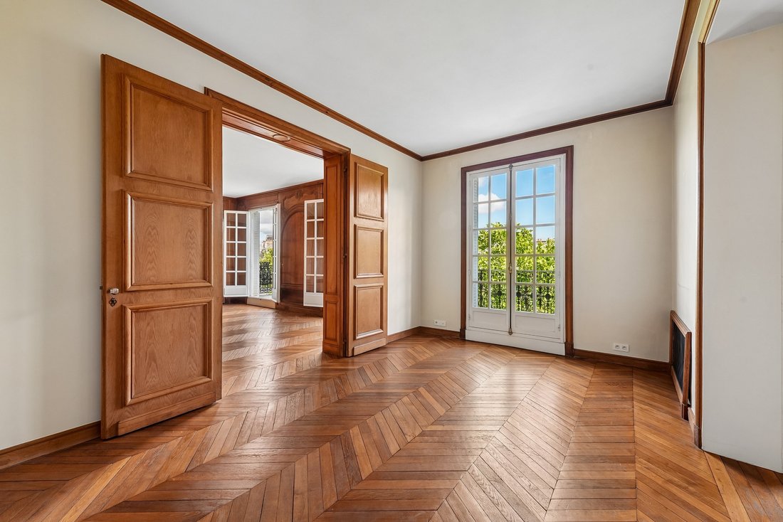Apartment in Hoche-Friedland, Paris 8e Arrondissement, Paris 5 - 18537057