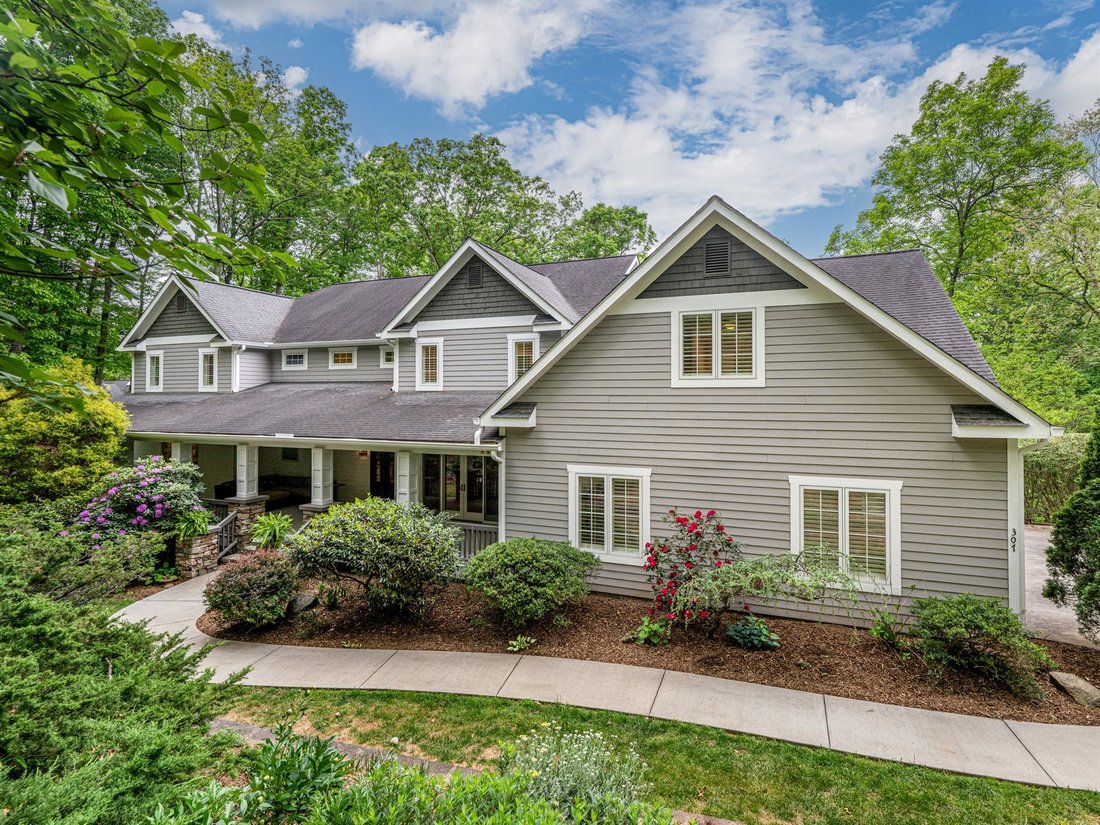 House in Asheville, North Carolina, United States 1 - 17955308