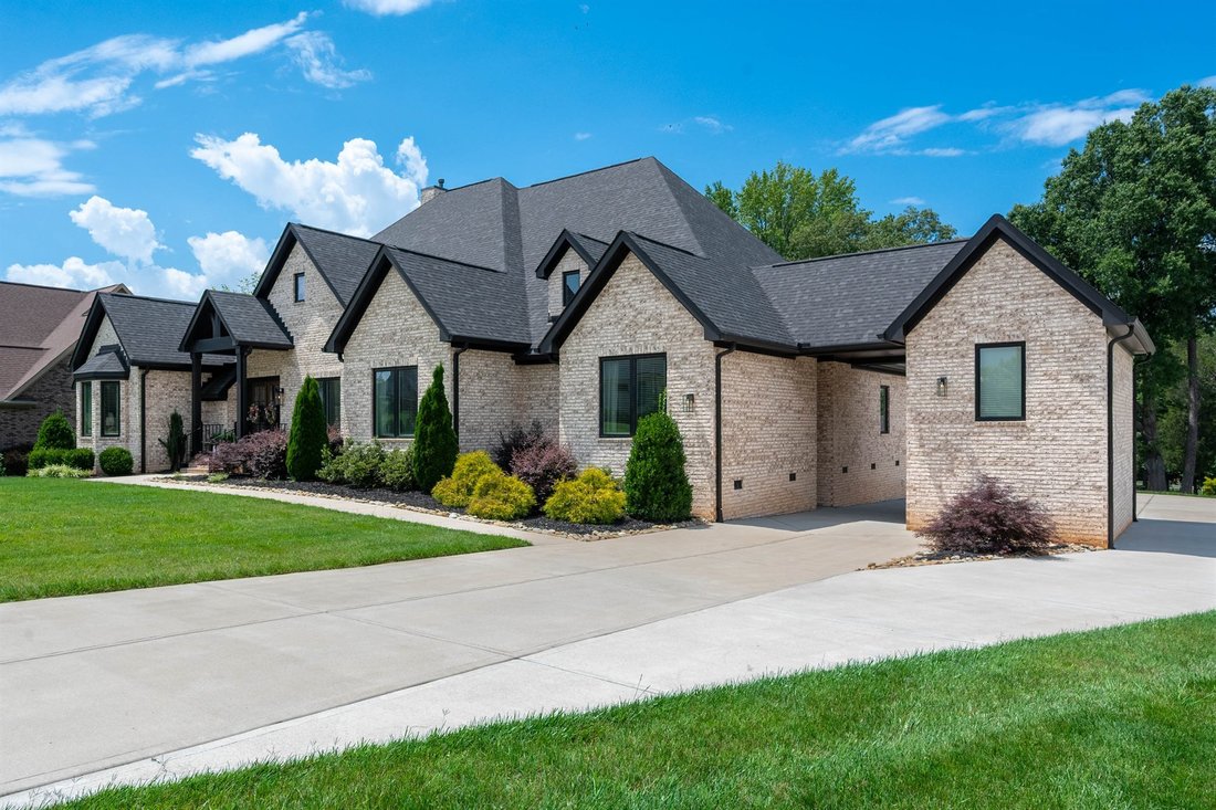 House in Charlotte, North Carolina, United States 2 - 18410335