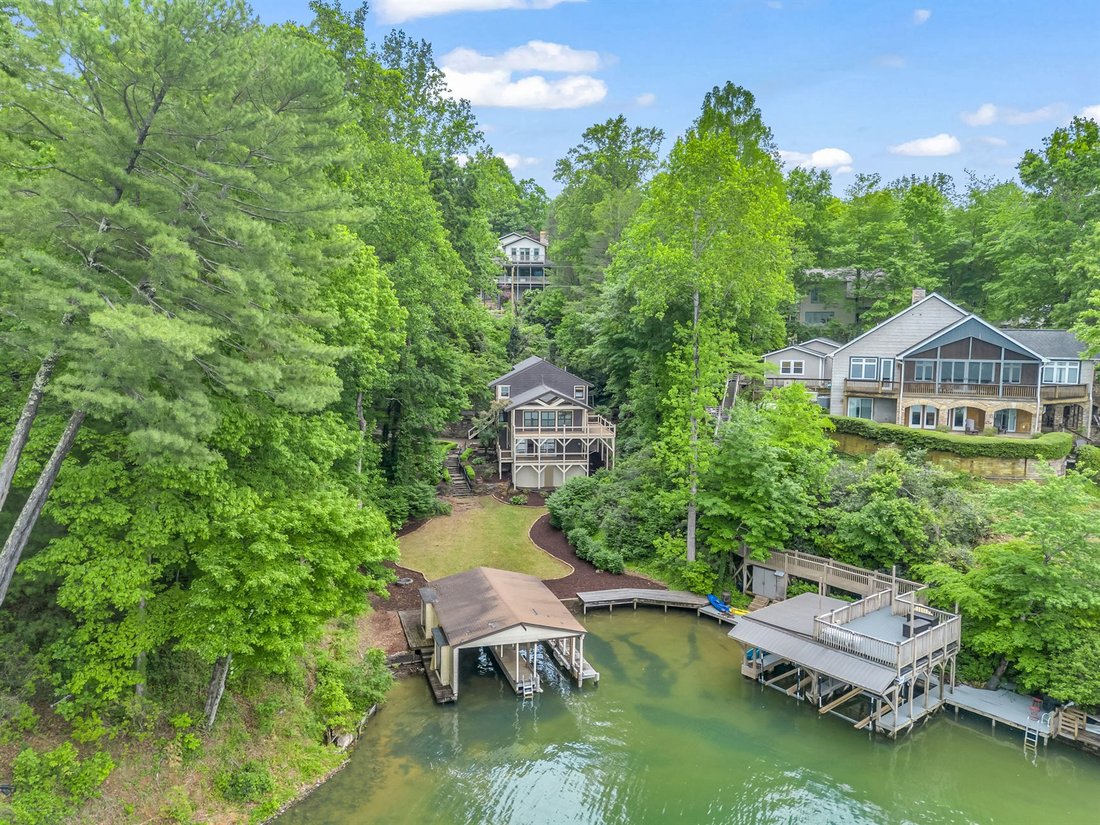 House in Lake Lure, North Carolina, United States 4 - 17825907