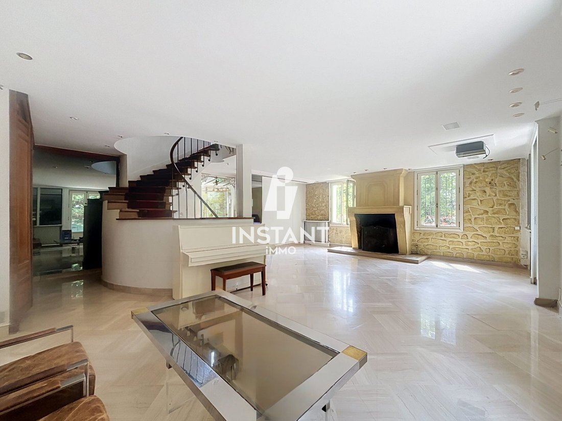 House in Nogent-sur-Marne, Ile-de-France, France 4 - 18537266