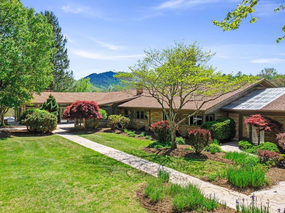 House in Burnsville, North Carolina, United States 4 - 17963198