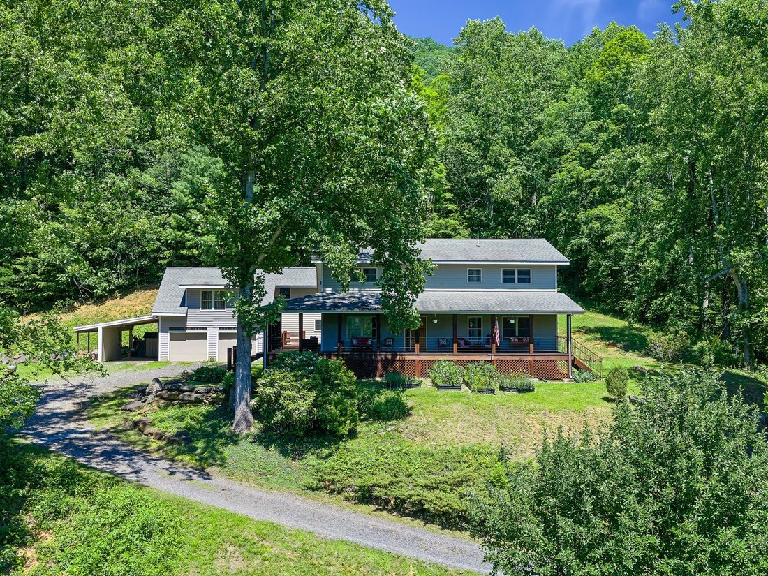 House in Bakersville, North Carolina, United States 1 - 18293157