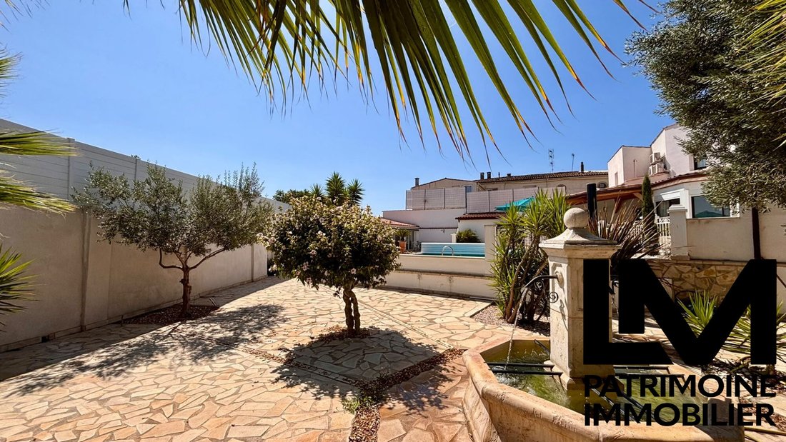 Villa in Ouest, Bessan, France 2 - 18537264