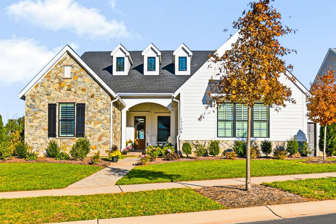 House in Huntersville, North Carolina, United States 2 - 17715382