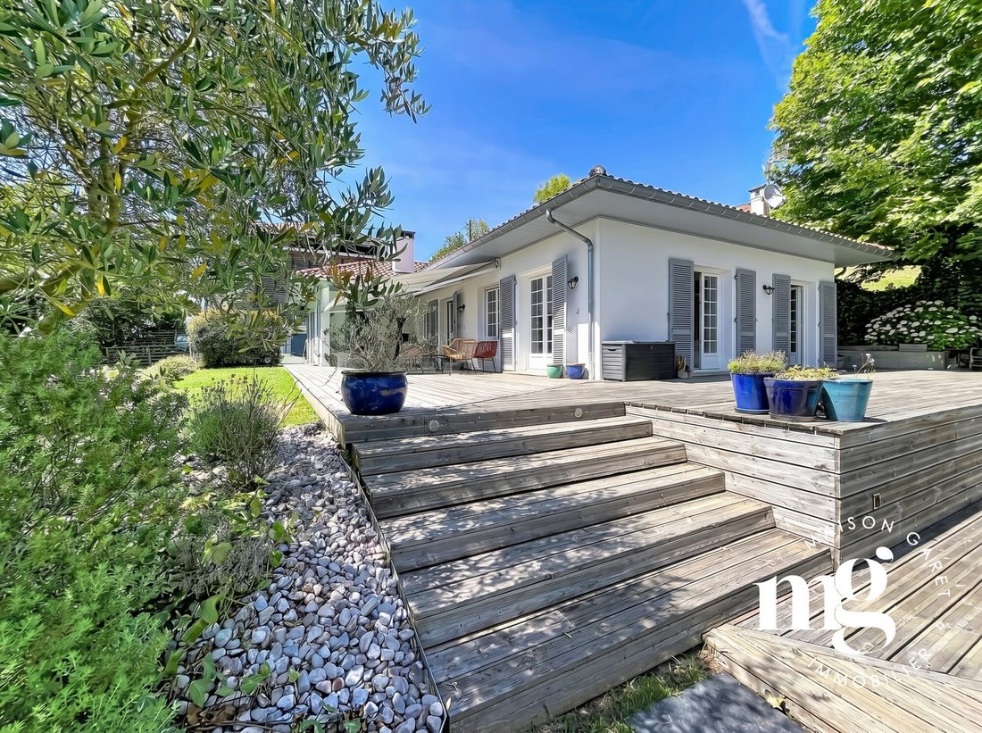 House in Centre Ville, Saint-Jean-de-Luz, France 5 - 18537392