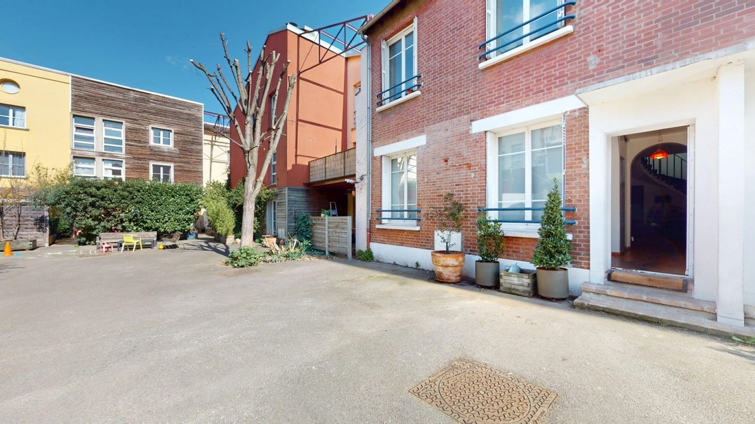 House in Pantin, Ile-de-France, France 1 - 18537268