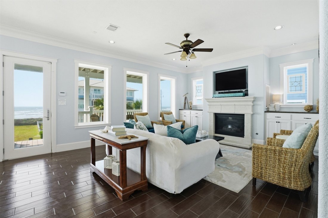 House in Galveston, Texas, United States 5 - 17244543