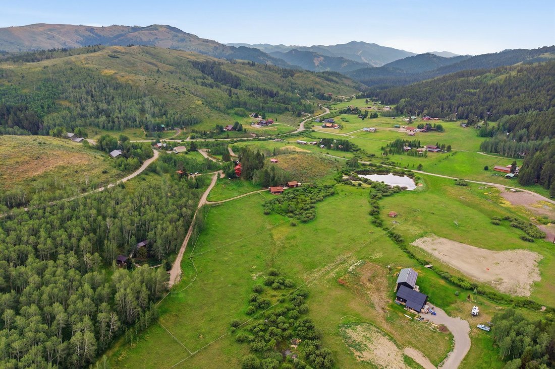 Land in Jackson, Wyoming, United States 5 - 18537075