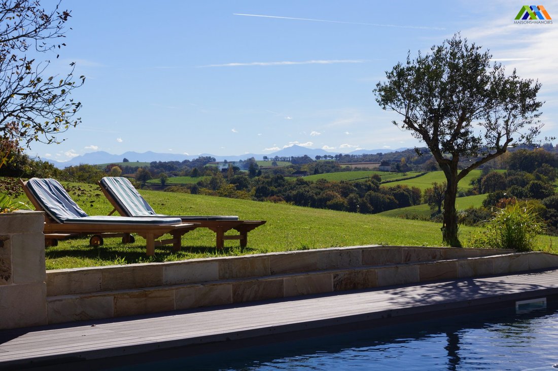 House in Ozenx-Montestrucq, Nouvelle-Aquitaine, France 4 - 18537299
