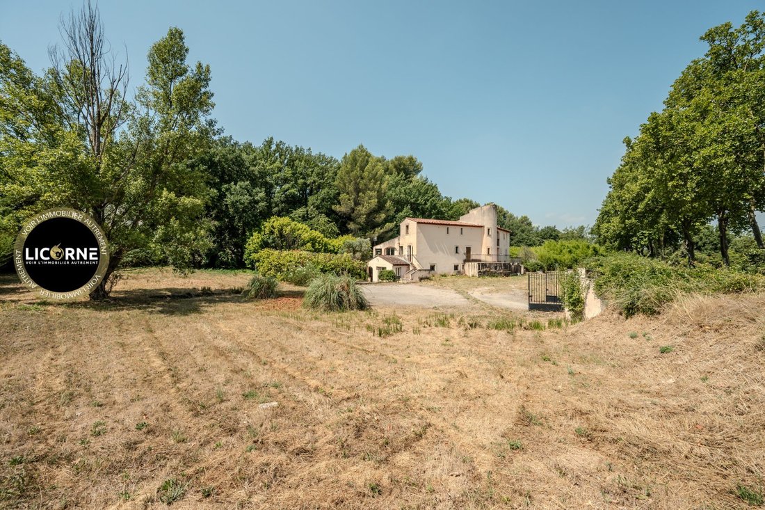 Villa in Meyrargues, Provence-Alpes-Côte d'Azur, France 1 - 18537256