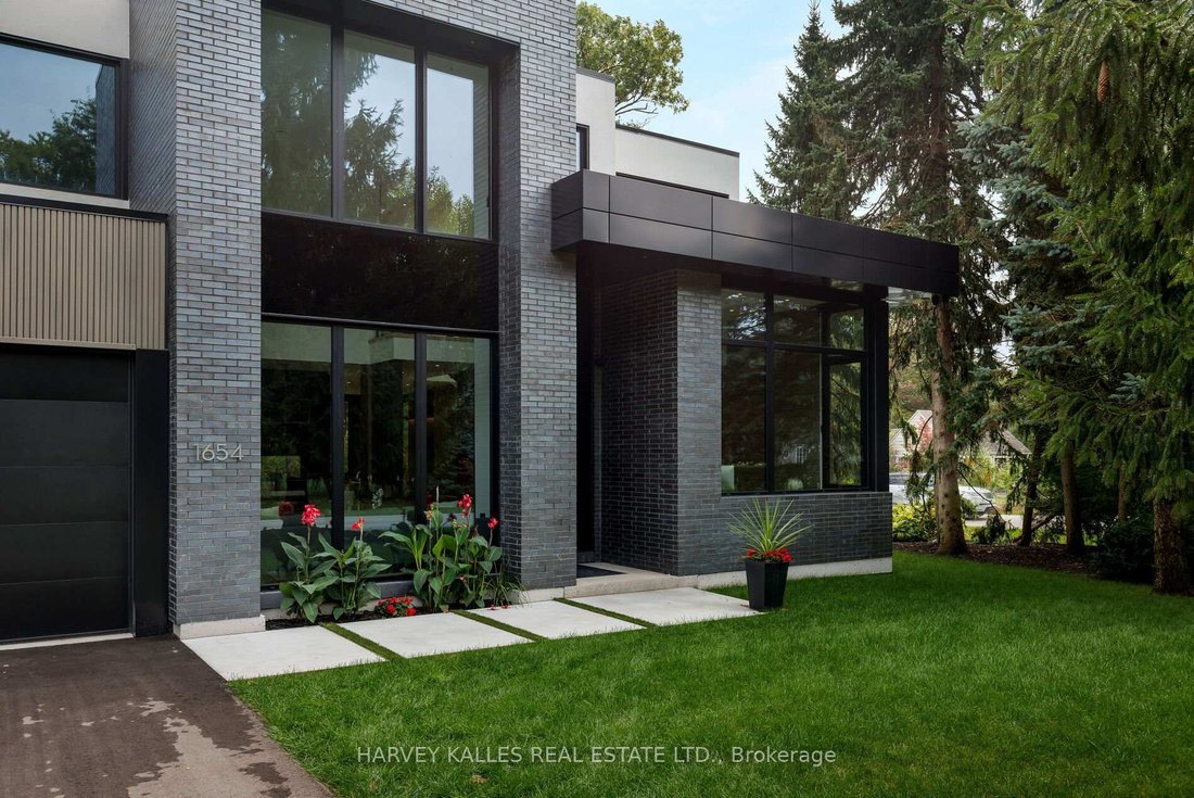 House in Mississauga, Ontario, Canada 3 - 18536955