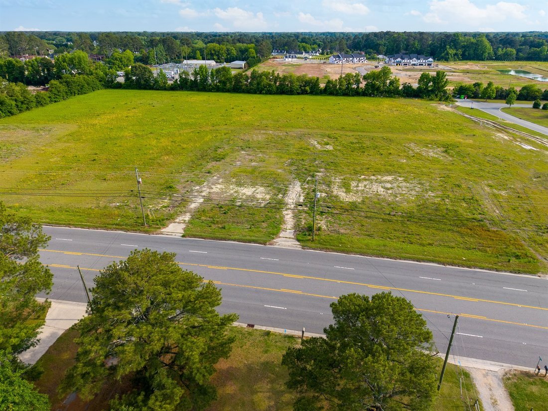 Land in Greenville, North Carolina, United States 1 - 17963132