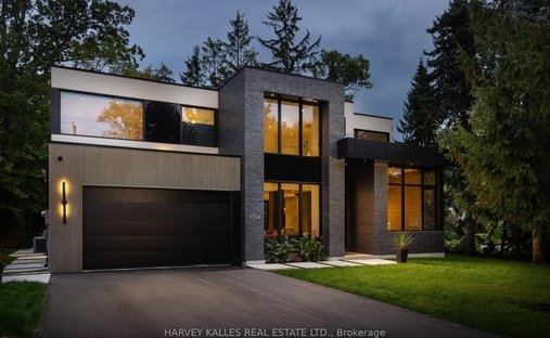 House in Mississauga, Ontario, Canada 1