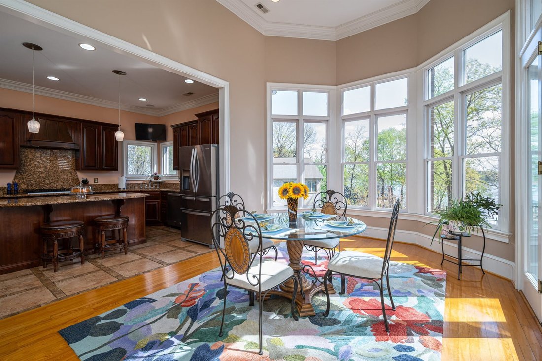 House in Mooresville, North Carolina, United States 5 - 17636623