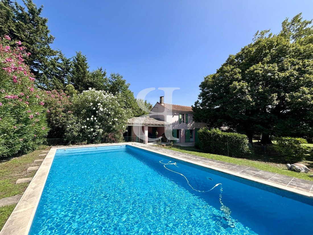 Country House in Noves, Provence-Alpes-Côte d'Azur, France 3 - 18537243