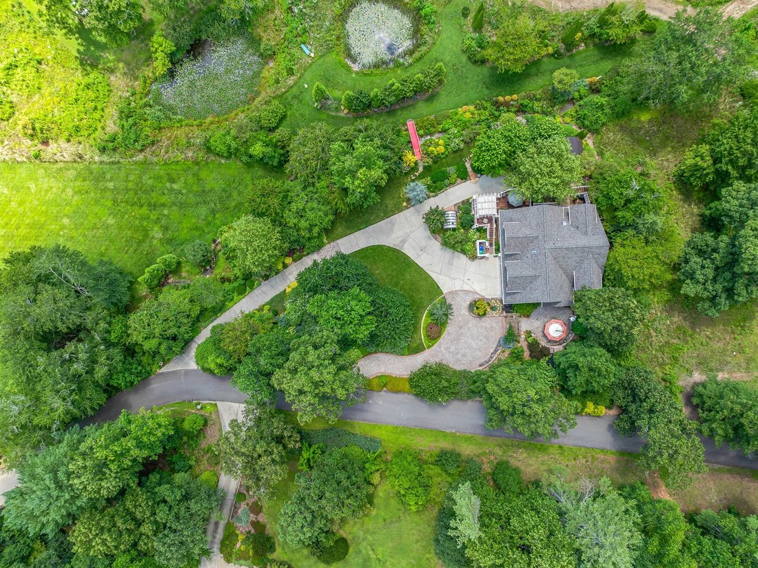 House in Asheville, North Carolina, United States 3 - 17766713