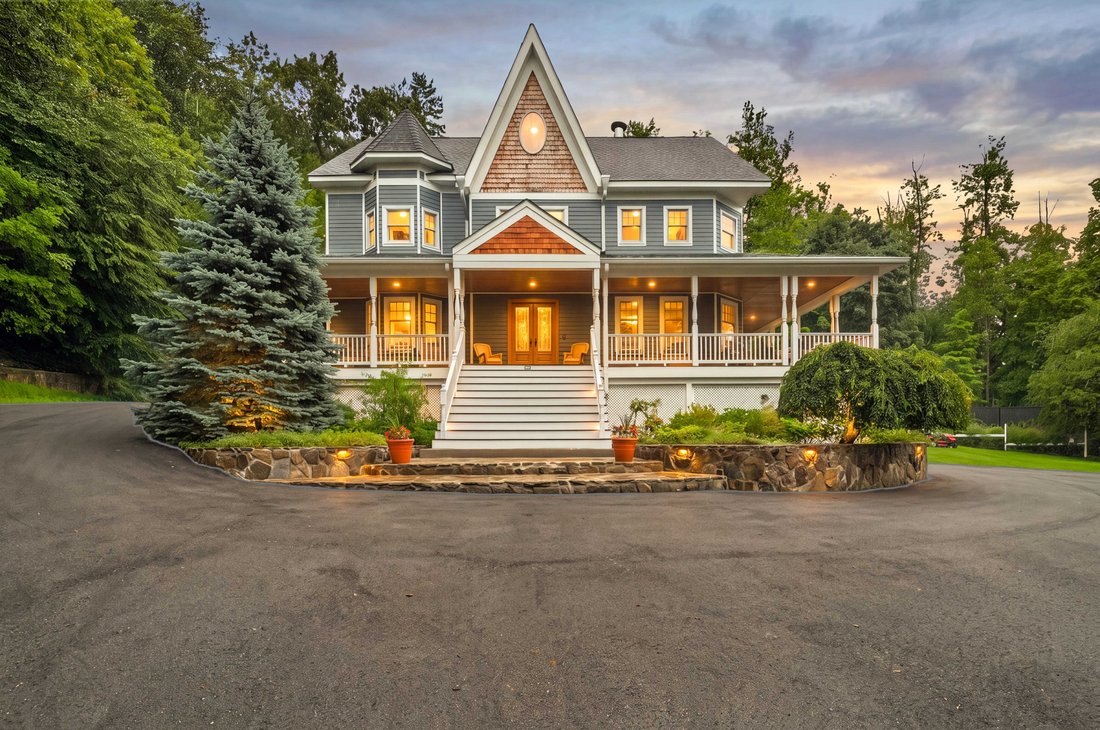 House in Mahopac, New York, United States 1 - 18514469