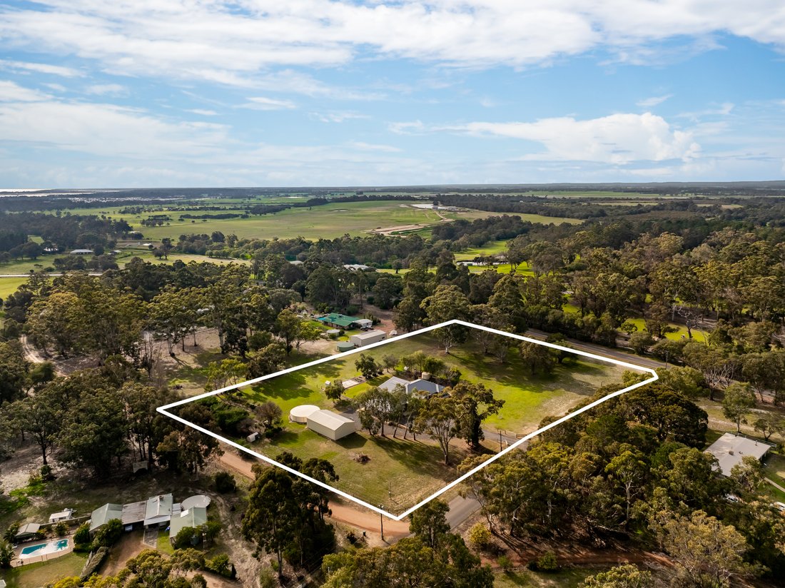 House in Ambergate, Western Australia, Australia 2 - 18537131
